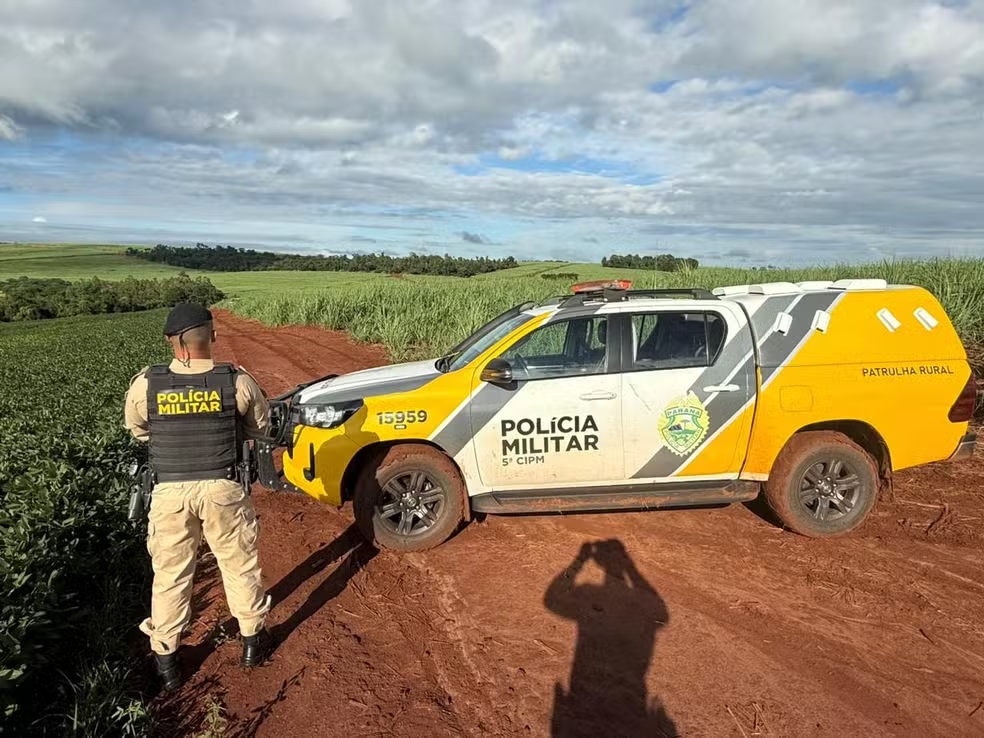 Homem esfaqueia ex-companheira gr&aacute;vida no PR, usa carro para fugir e desaparece com crian&ccedil;a que estava no ve&iacute;culo