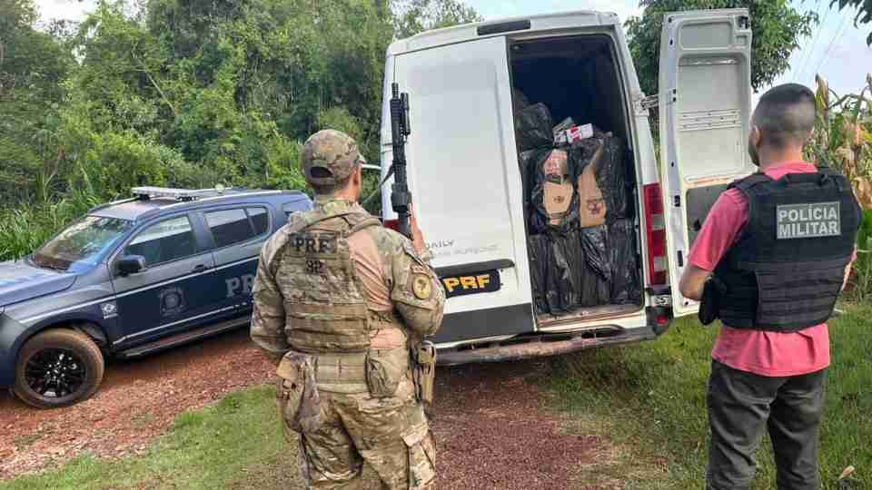 PRF apreende 75 mil ma&ccedil;os de cigarros em Toledo