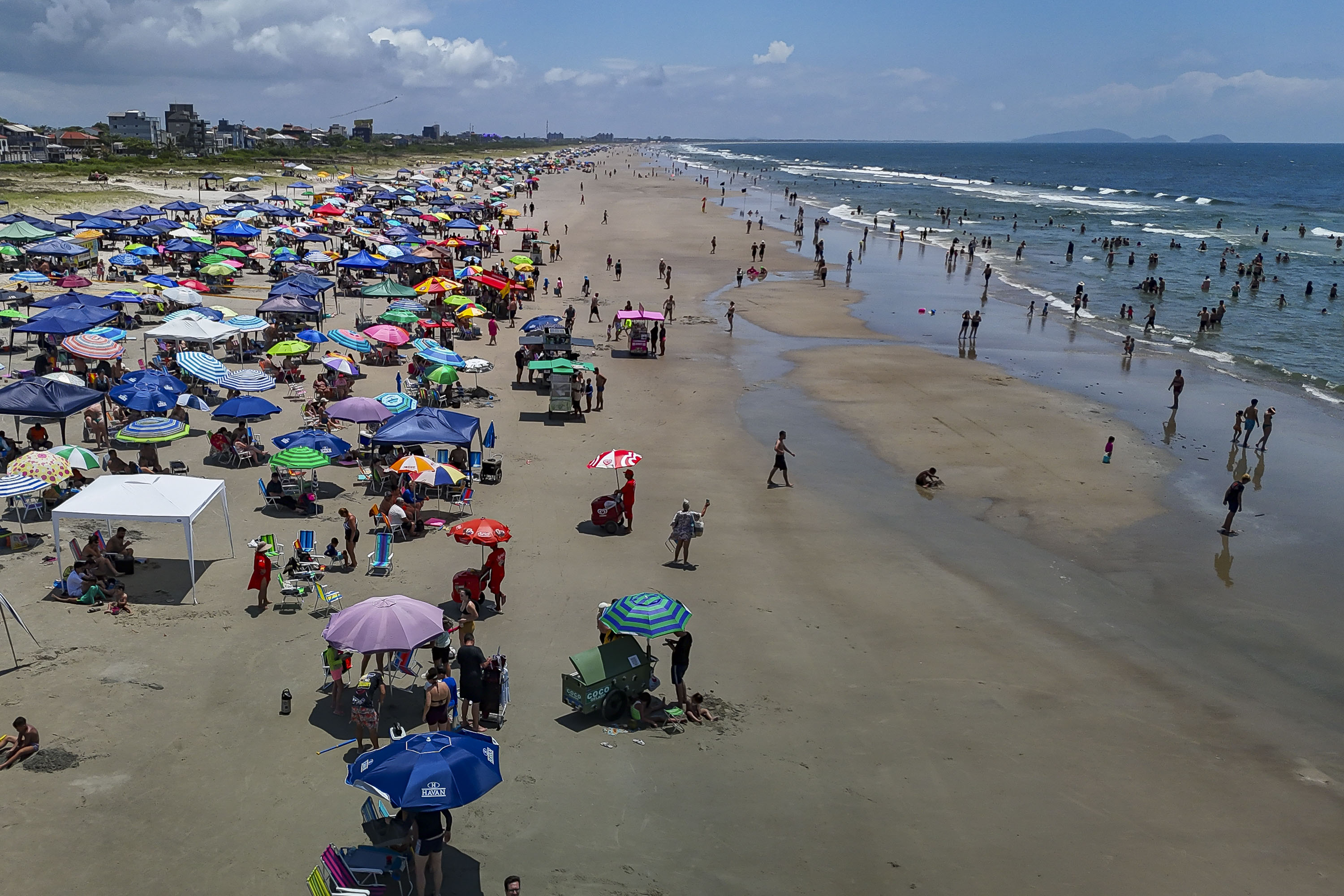 Calor forte e tempestades: caracter&iacute;sticas de ver&atilde;o voltam ao Paran&aacute; nesta semana