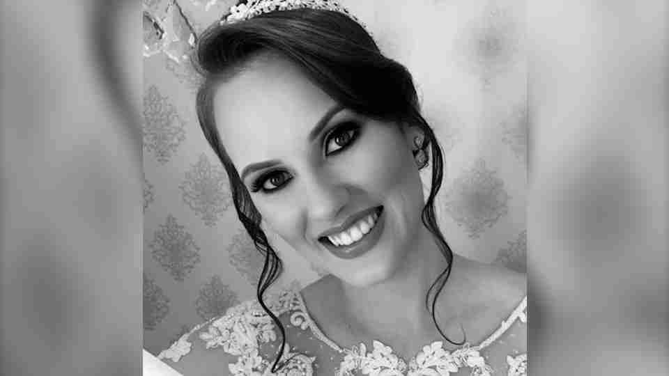 Engenheira de Cascavel morre aos 36 anos ap&oacute;s lutar contra tumor cerebral descoberto na gesta&ccedil;&atilde;o