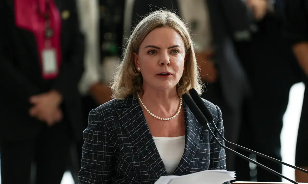 Cria&ccedil;&atilde;o do Minist&eacute;rio da Seguran&ccedil;a P&uacute;blica n&atilde;o est&aacute; descartada, diz Gleisi