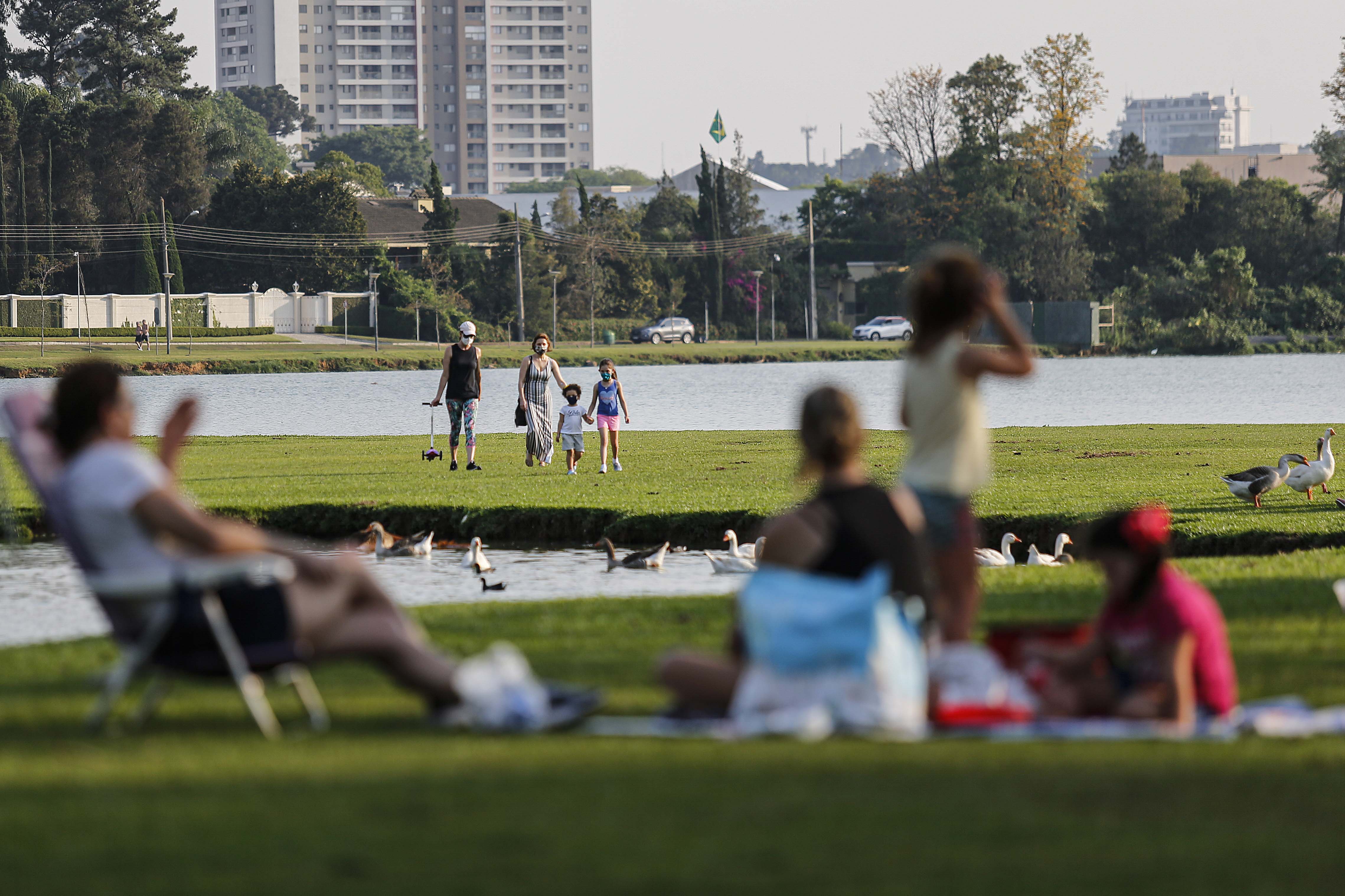 &Uacute;ltimo fim de semana da primavera ter&aacute; temperaturas altas e pancadas de chuva
