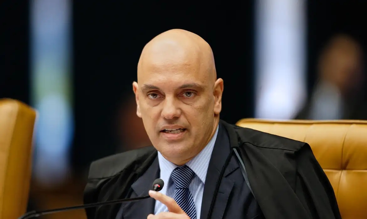 Moraes agradece Lula por revoga&ccedil;&atilde;o da Lei Magnitsky e fala em &ldquo;vit&oacute;ria da soberania brasileira&rdquo;