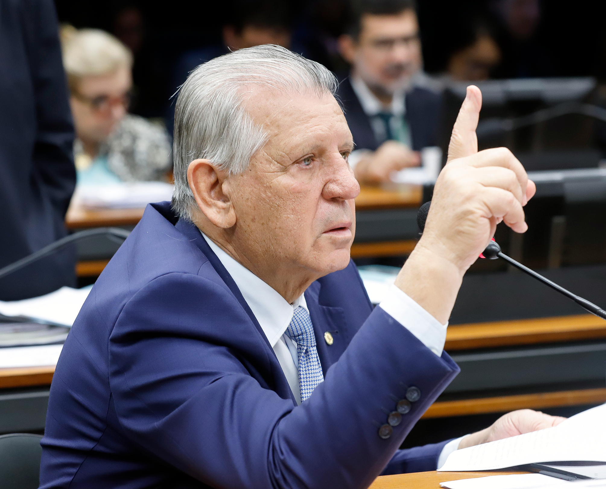 Deputado Dilceu Sperafico vota a favor de projeto que pro&iacute;be desapropria&ccedil;&atilde;o de terras produtivas