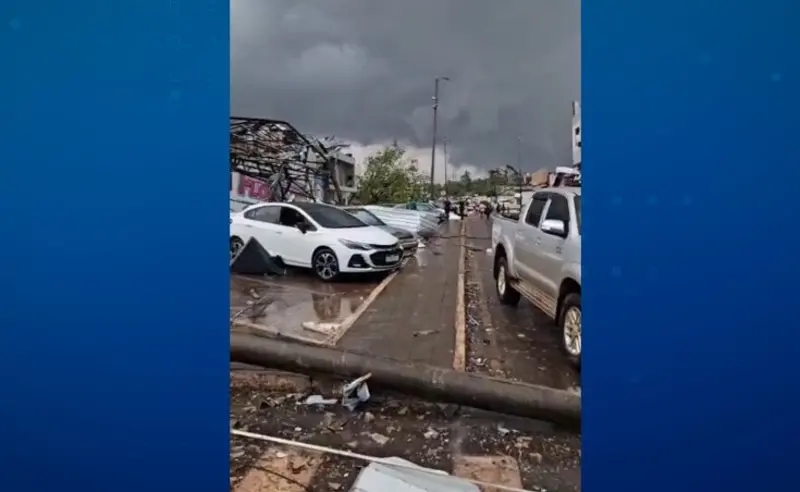 Temporal com ventos e granizo causa estragos e deixa feridos em Rio Bonito do Igua&ccedil;u e regi&atilde;o