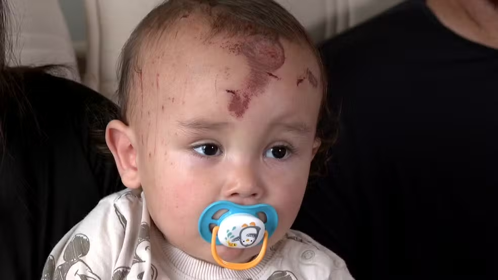 Mulher descobriu pelas redes sociais que pai morreu e filho beb&ecirc; sobreviveu ap&oacute;s ejetado em acidente no Paran&aacute;