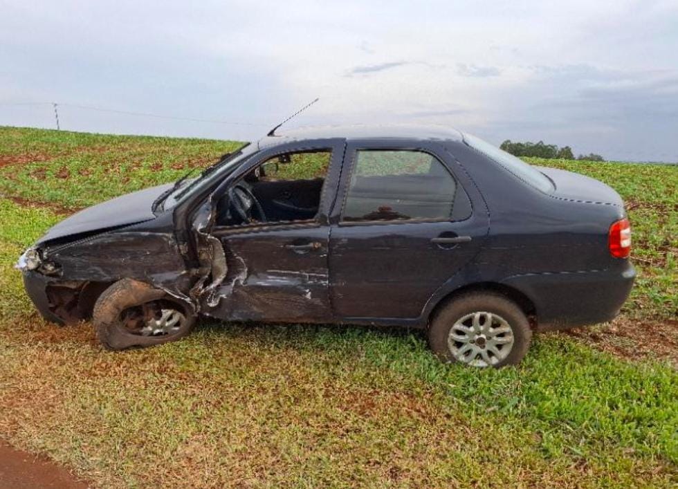 Duas pessoas ficam feridas em acidente na PRC-467, em Marechal C&acirc;ndido Rondon